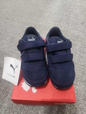 Puma Navy Velcro Runner Sneakers Size 7 Kids